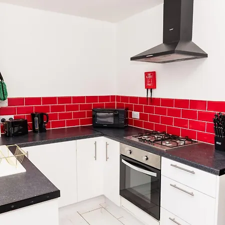 Muriel Retreat - Central Location - Free Parking, Fast Wifi, Smarttv With Netflix By Yoko Property